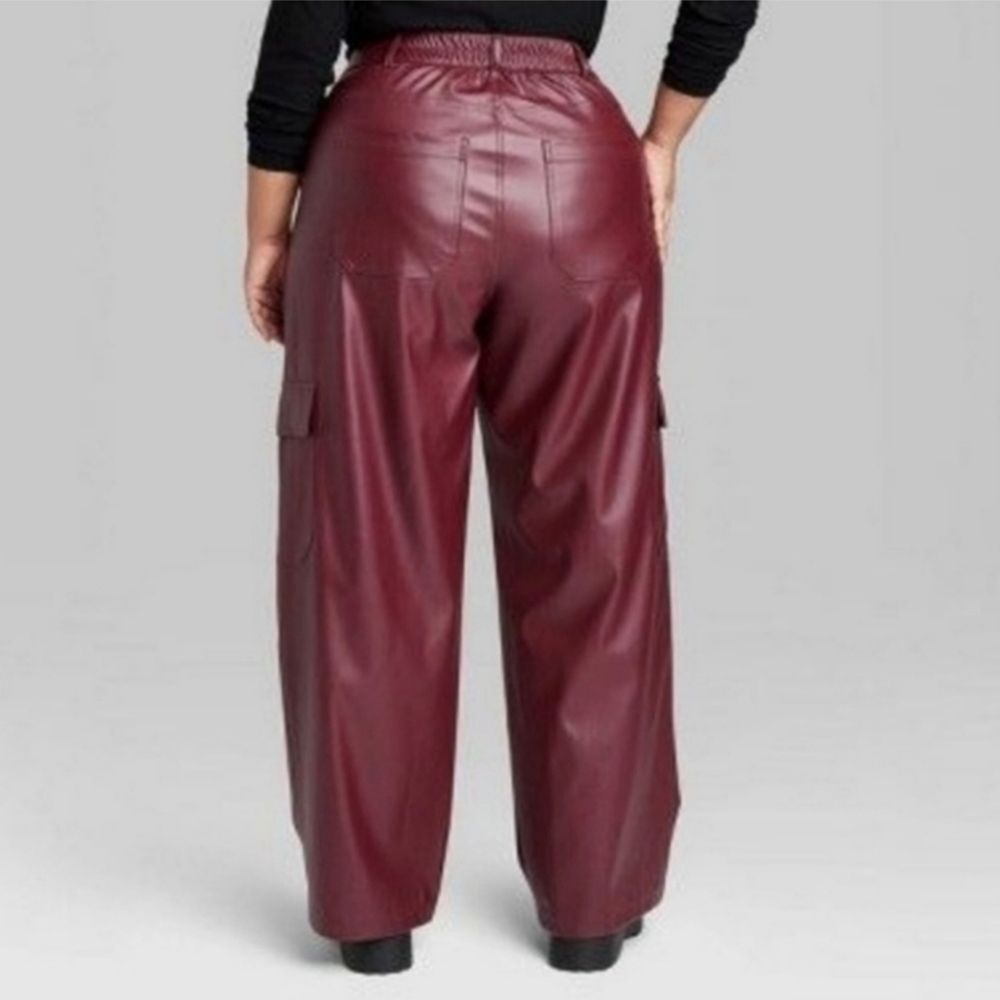 Wild Fable Women's NWT Burgundy High-Rise Faux Leather Straight Cargo Pants 2X - Picture 6 of 8